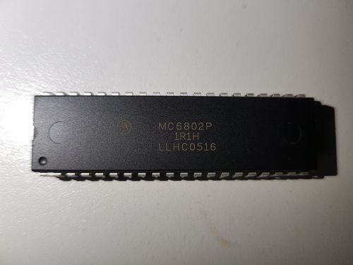 MC6802 - Microprocessor